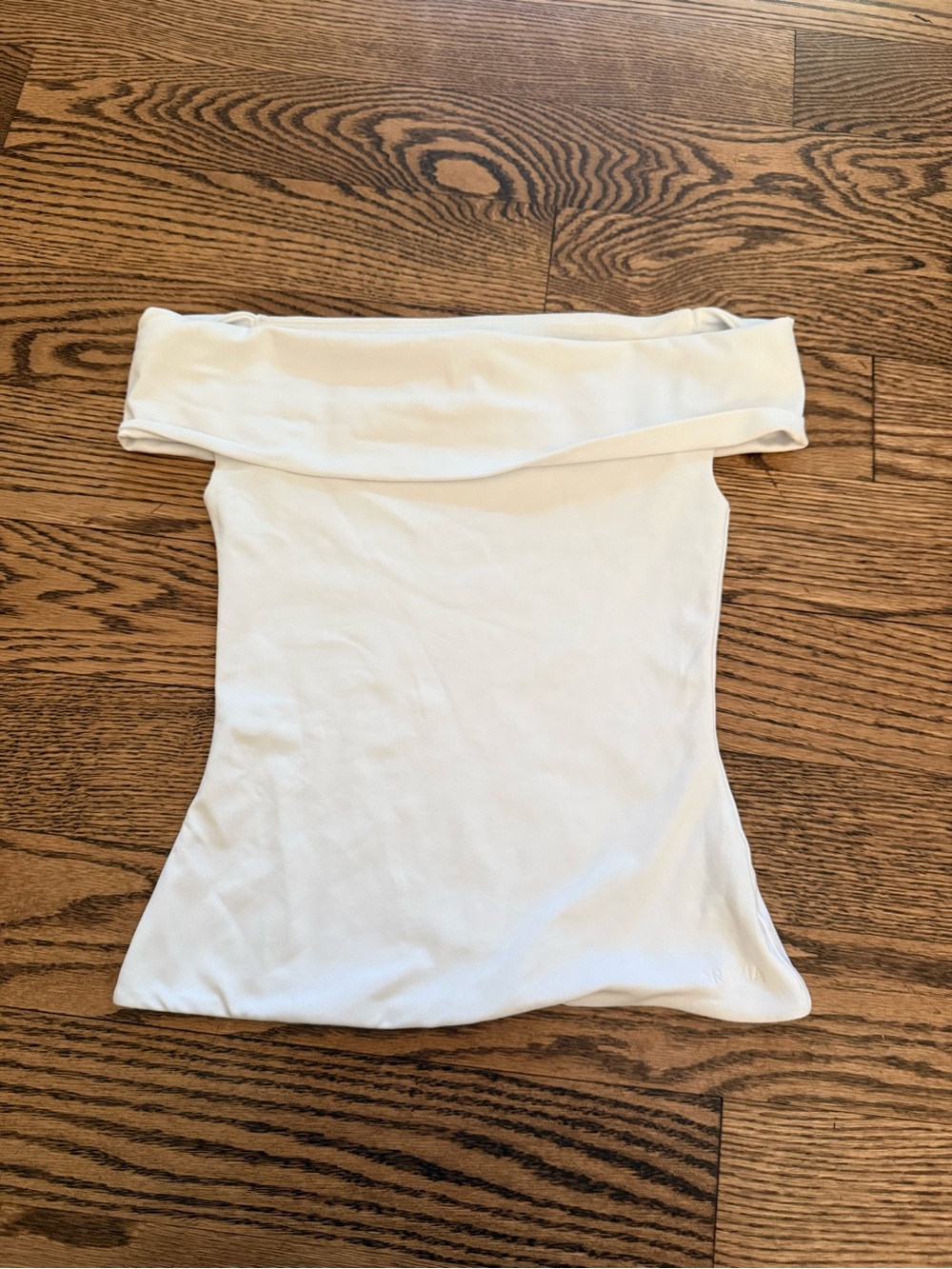 Aritzia white top
